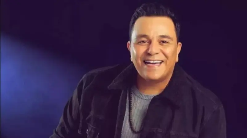 الشاعر تامر حسين يكشف تفاصيل تسريب عدد من أغاني ألبوم محمد فؤاد